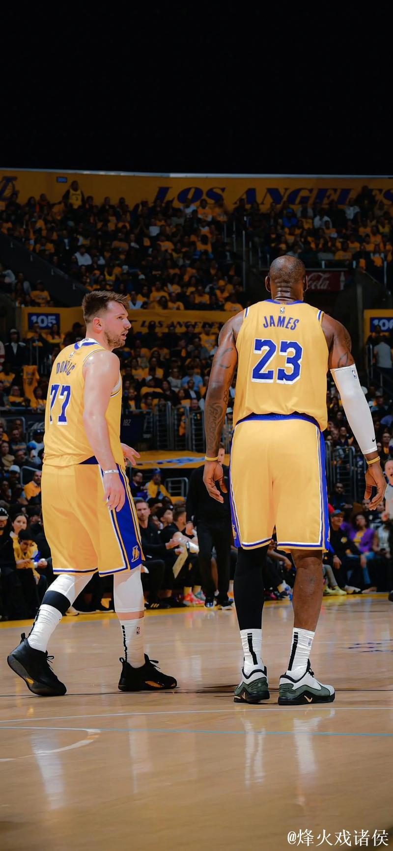 东契奇34+7詹姆斯24分 湖人大胜国王终结三连败